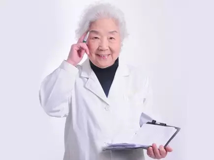 万焕忠教授荣聘“终身名誉院长” 北大不孕名医落户济宁